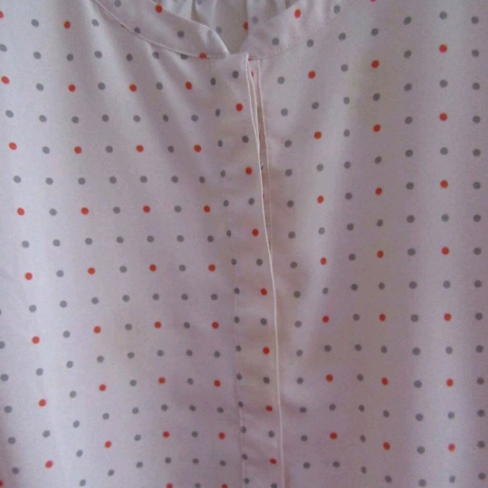 Shirt - Picture 4 of 5